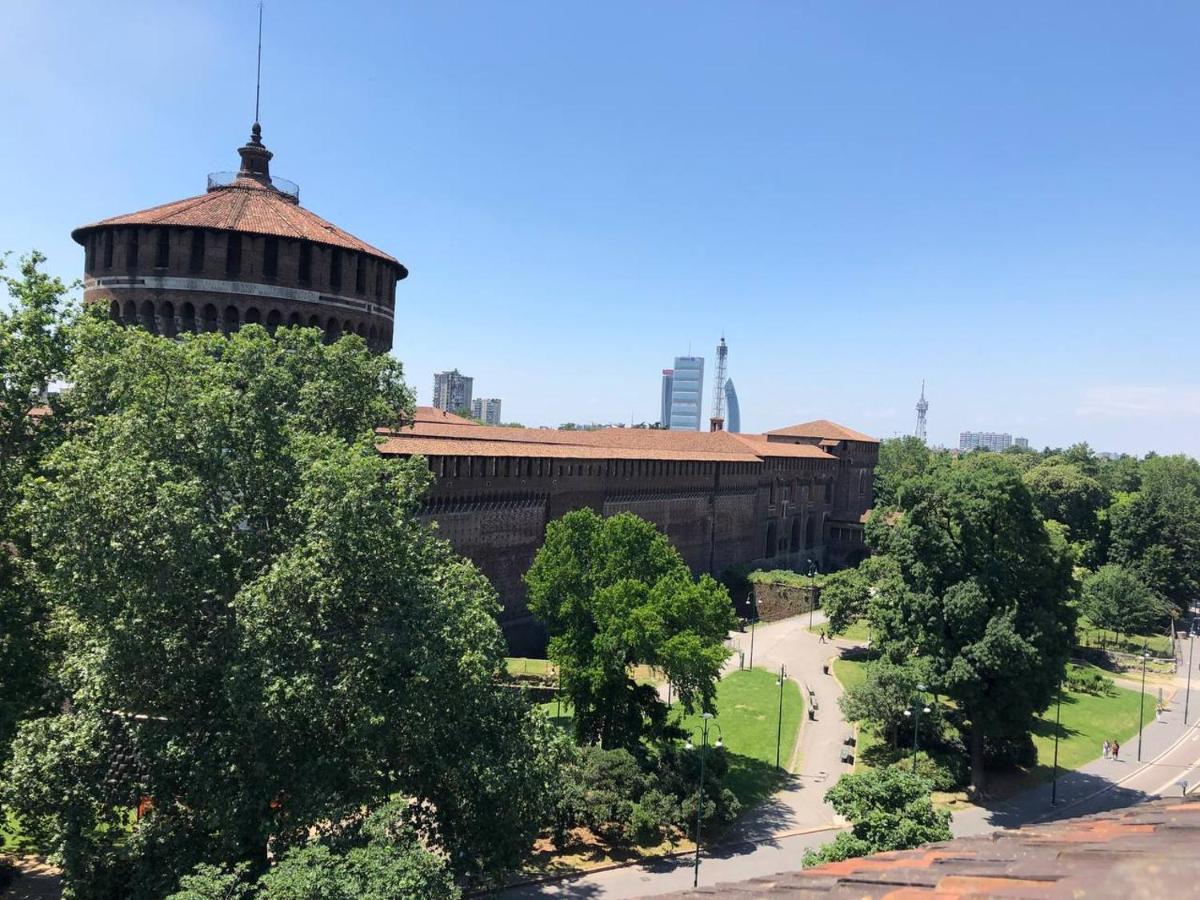 Breathtaking Castle View Youhosty - Quintino Sella, Milan